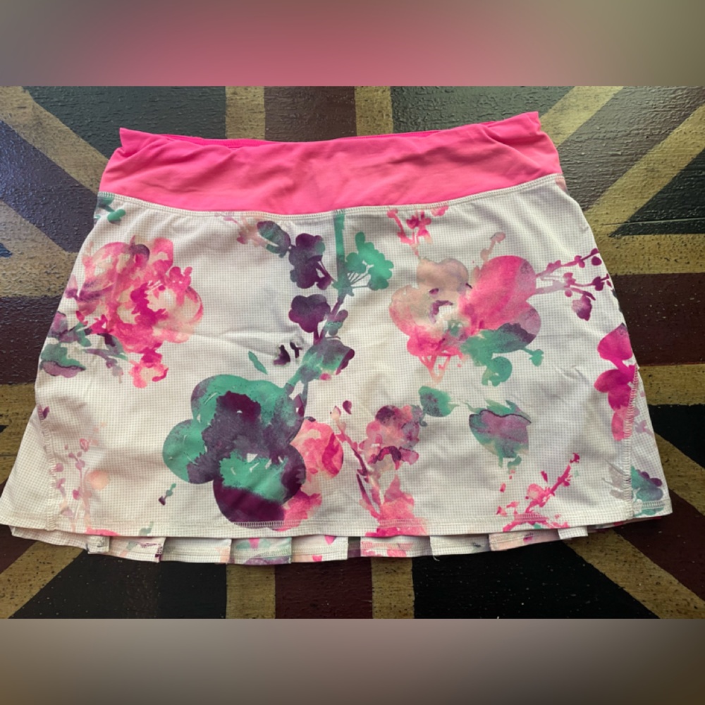 Lululemon Athletica Pace Setter Pink and Floral Skirt